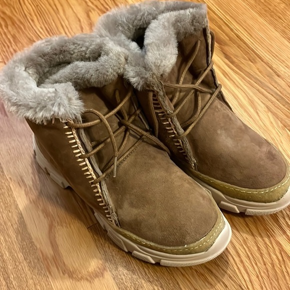 New Anthropologie × Laid-back London Emre 2.0 Ankle Boots size 6 or 10 - Picture 14 of 17